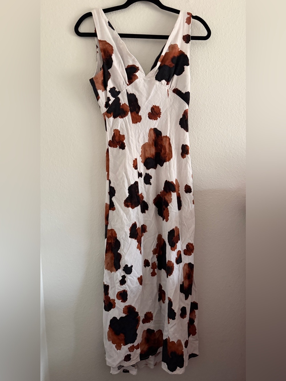 Paper Heart Pony Cow Print Linen Blend V Neck Midi Dress Western